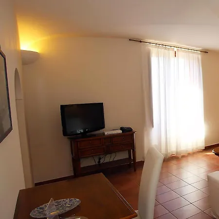 Palazzo Iaquinto Апартаменты Санта-Мария-ди-Кастеллабате